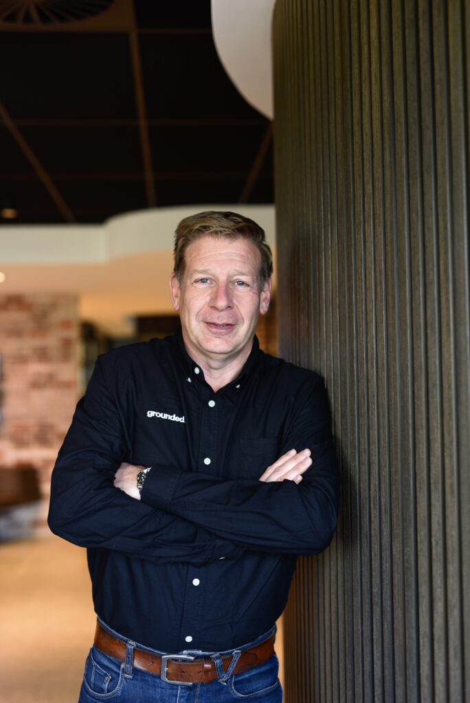 ADAMS, Dirk 3 edited (1)